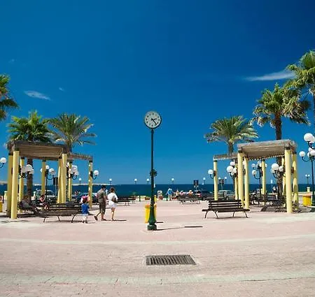 Charming Close To The Sea *